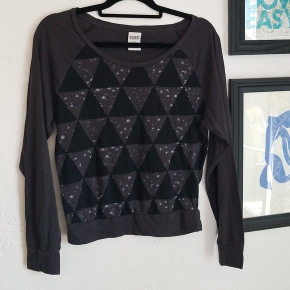 PINK Victoria's Secret Tops - 🦄 Pink Geometric Raglan T Sz S VGUC